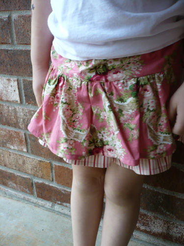 vintage-floral-flirty-skirt-2 vintage-floral-flirty-skirt-2